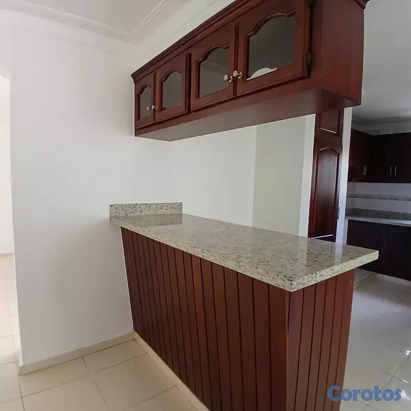 casas - Casa 2 Niveles en La Moraleja en Santiago  4