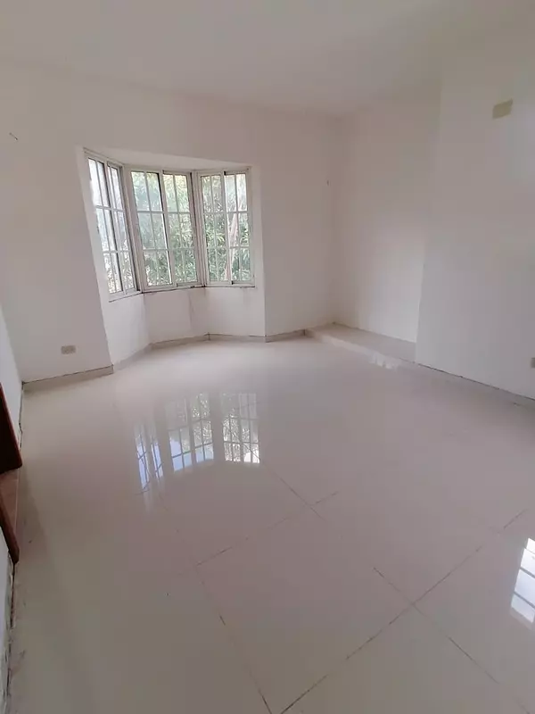 casas - Se vende casa en San Isidro residencial cerrado cerca del supermercado Bravo 8
