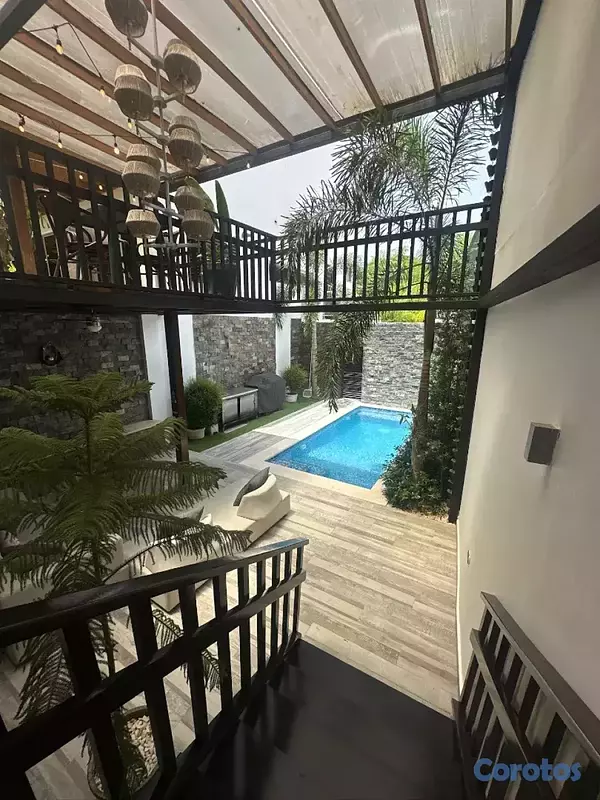 casas - Venta de Casa en Viejo Arroyo Hondo Con piscina 10