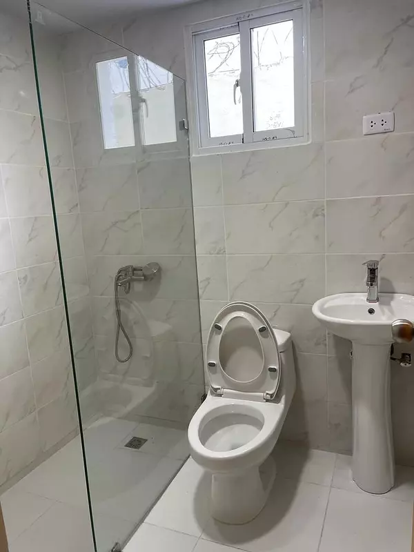 apartamentos - Apartamento en cuarto piso, tipo penhouse con gazebo, Autopista San Isidro 7