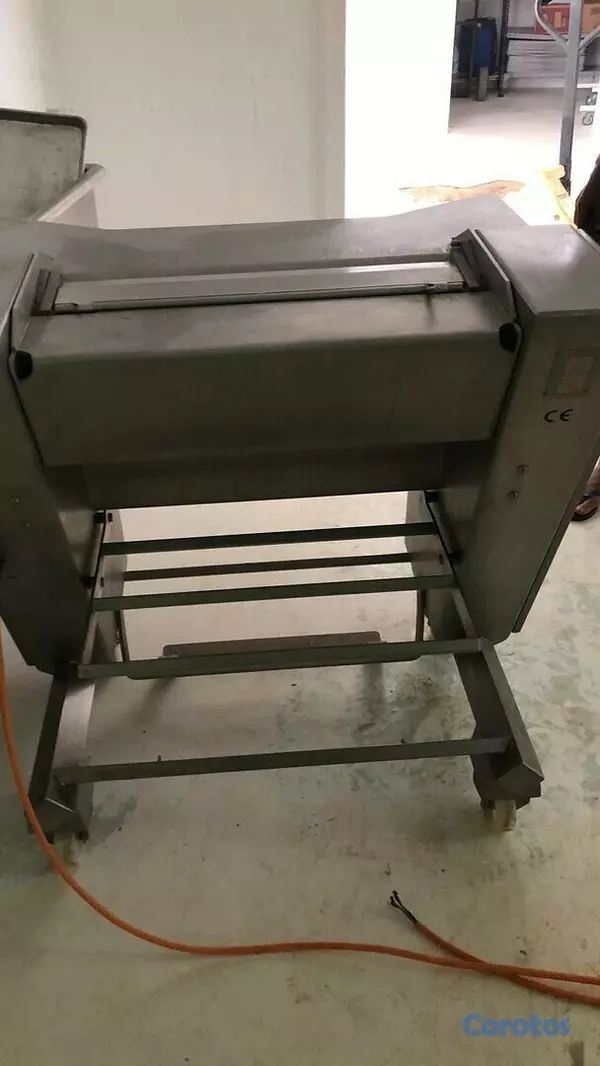 equipos profesionales - Fileteadora, Descortezadora de carne. 2