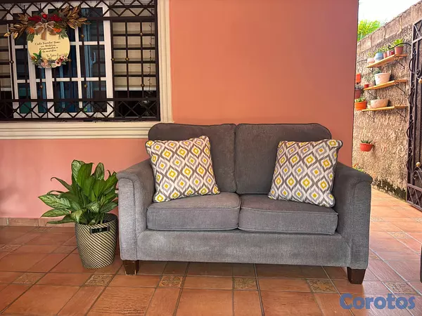 muebles y colchones - Juego de muebles Marca Ashley  5