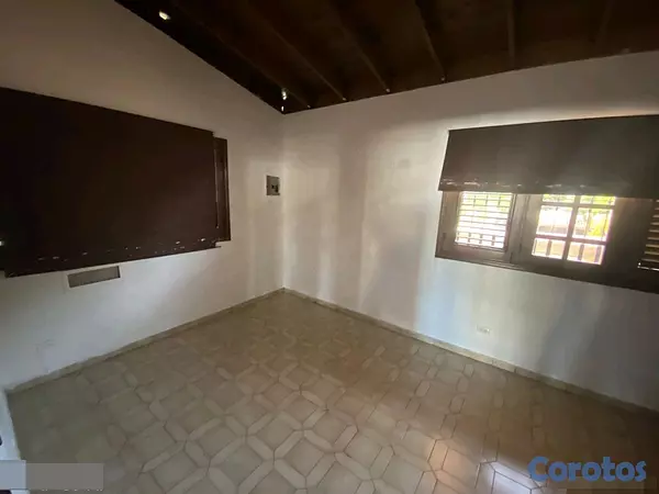 casas - Alquilo Casa amplia en La Castellana  17