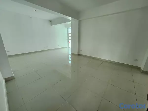 apartamentos - Apartamento amplio en Las Damas 3