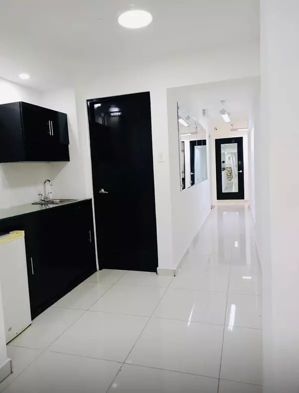 oficinas y locales comerciales - Locales Disponibles – Ensanche Naco, Santo Domingo 8