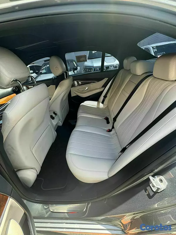 carros - Mercedes Benz E300 7