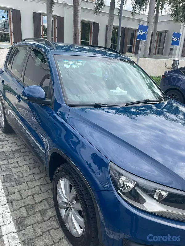 jeepetas y camionetas - Volkswagen Tiguan 2013 • 81,000K km • Excelentes Condiciones  15