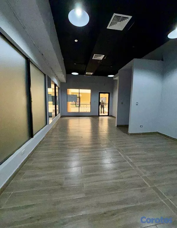 oficinas y locales comerciales - hermoso local en renta  4