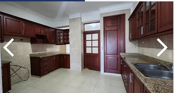 apartamentos - Apartamento espacioso en El Millón, iluminado, fresco, baños cada Hab
USD286,000 4