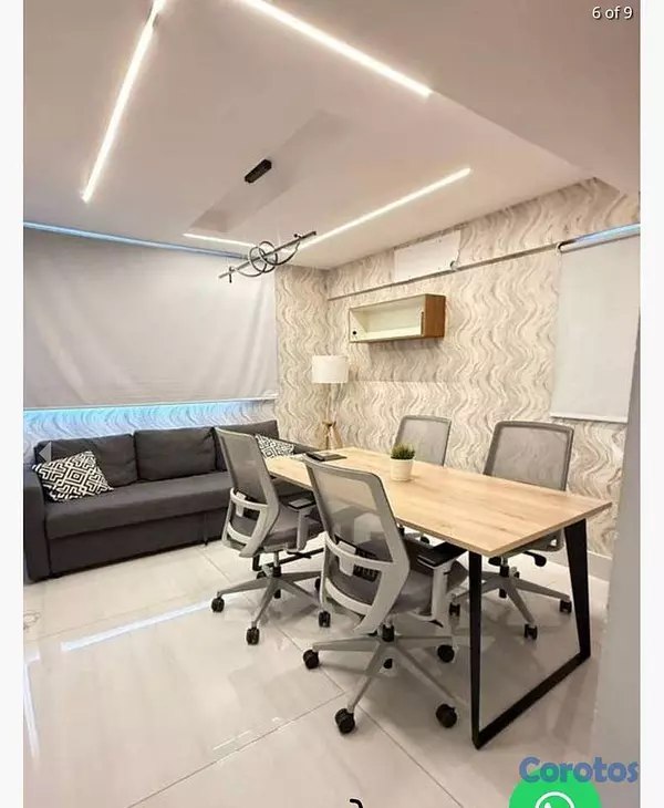 oficinas y locales comerciales - Local en alquiler con 5 oficinas privadas en Las P 6