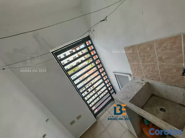 apartamentos - SE VENDE Apartamento con Tres Habitaciones y tres  10