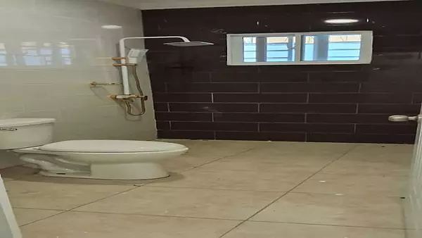 casas - CASA EN  LA ROMANA DETRAS DE LA UNIVERCIDAD O&M 9