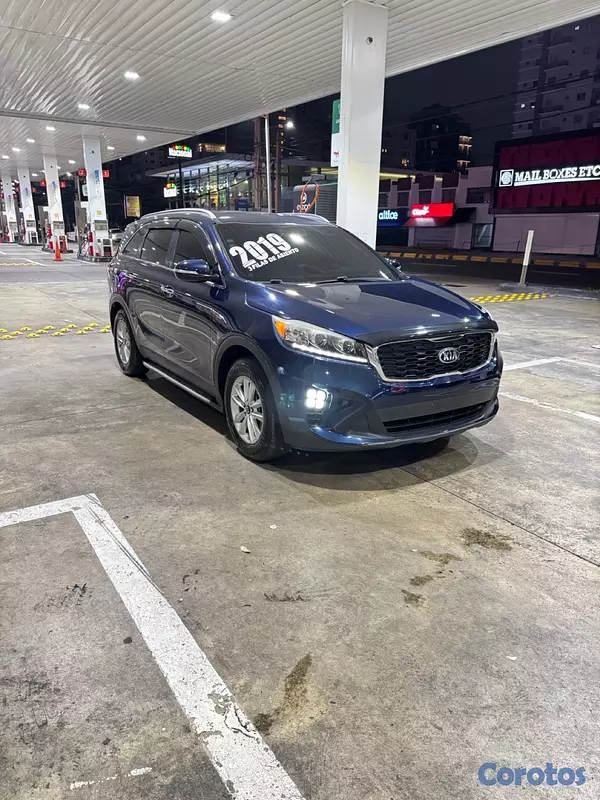 jeepetas y camionetas - KIA SORENTO 2019 LX 3 filas de asientos  3
