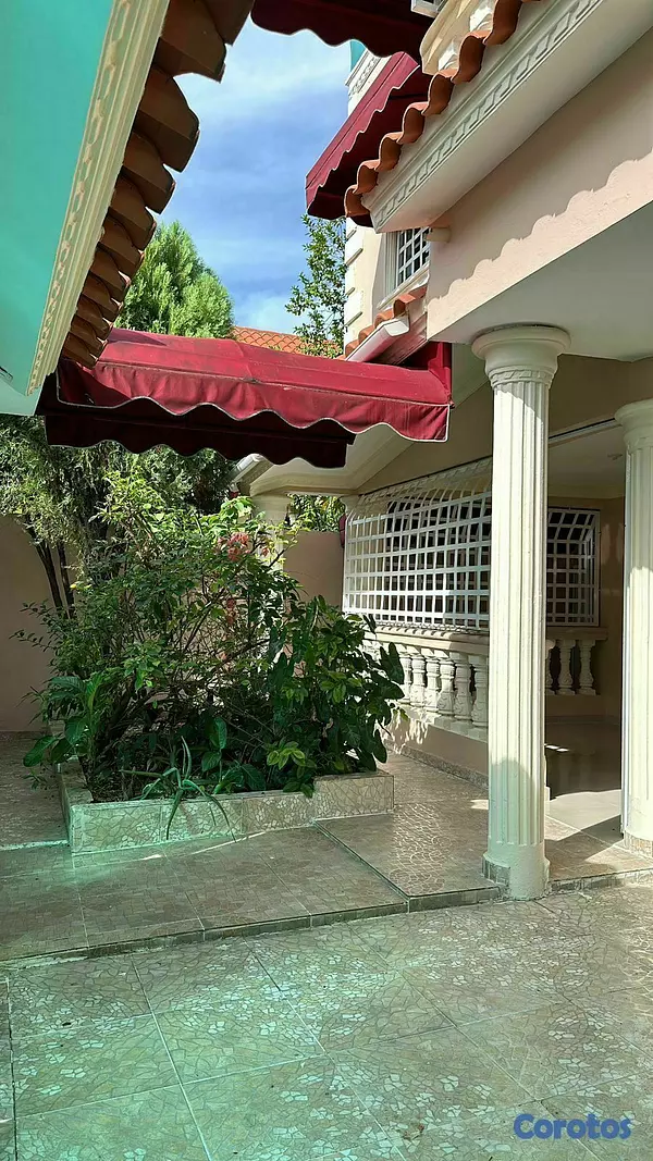 casas - Casa en venta con 4 Hab. piscina Mirador del este 4