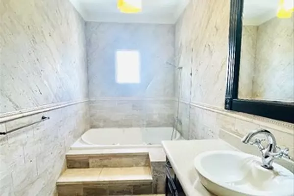 apartamentos - Apartamento en Venta, La Julia USD 415,000   5