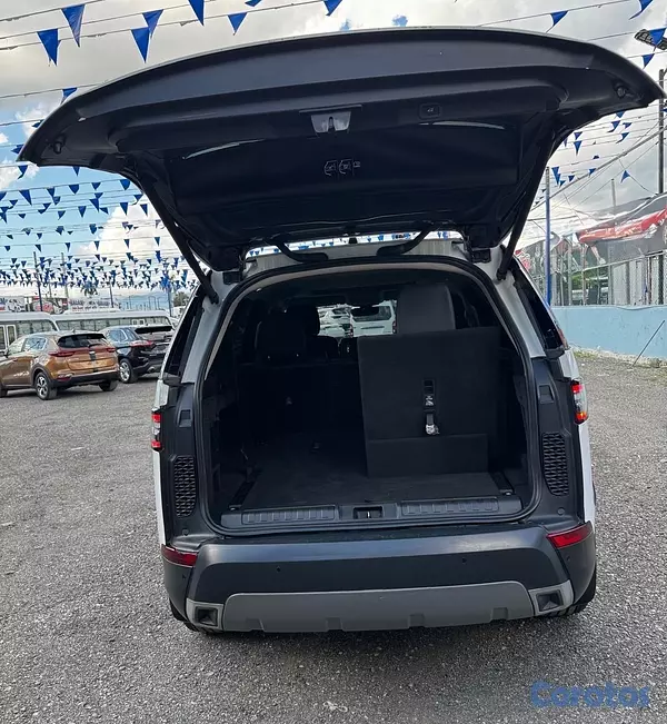 jeepetas y camionetas - Land Rover Discovery Sport Se
 Año 2018  10