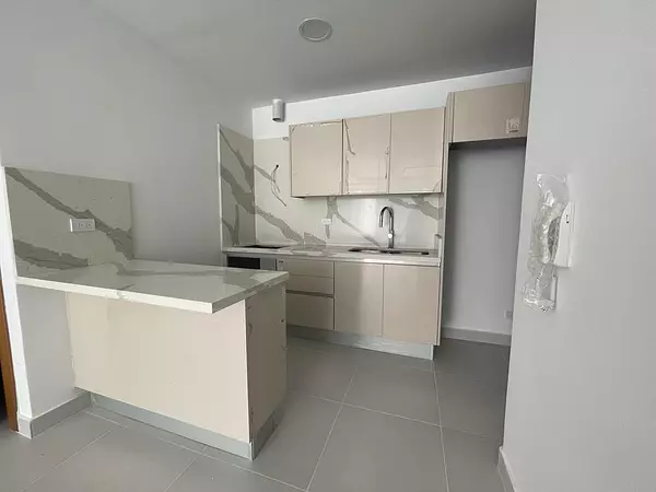 apartamentos - Evaristo moralesVendo exclusivo apartamento de 150 metros.  7