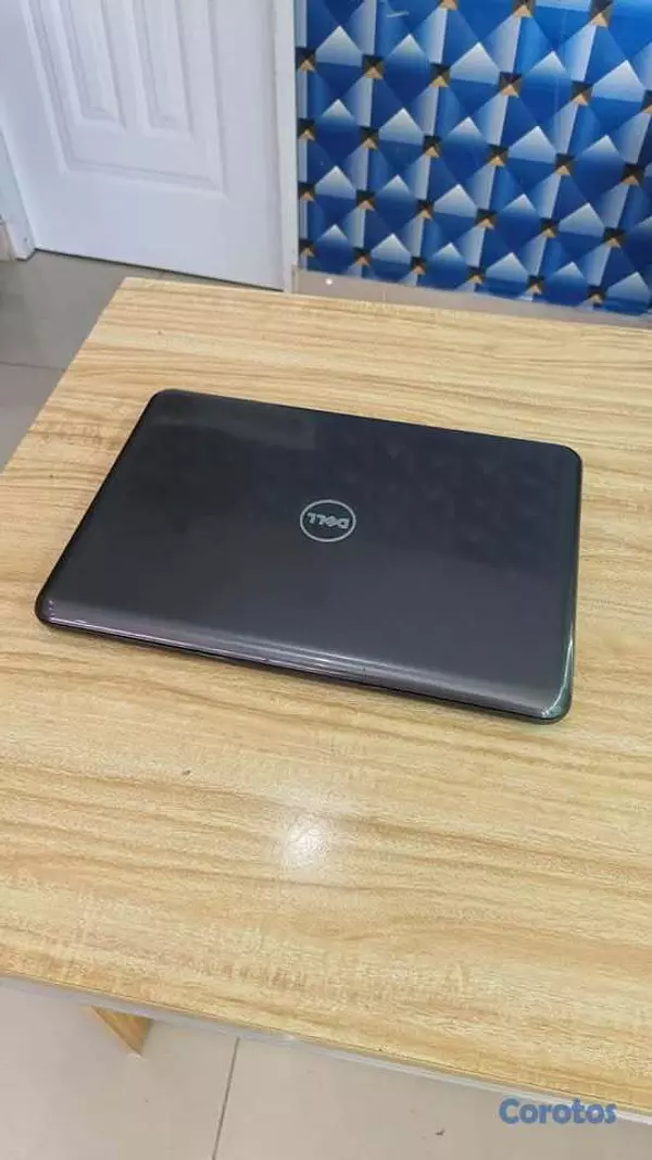 computadoras y laptops - Dell Latitude 3380 Intel Core i5 de 7ma Generación 2
