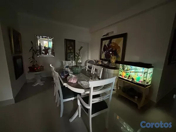 apartamentos - vendo renacimiento tres habitaciones 2.5 baños dos parqueos balcón servicio  7