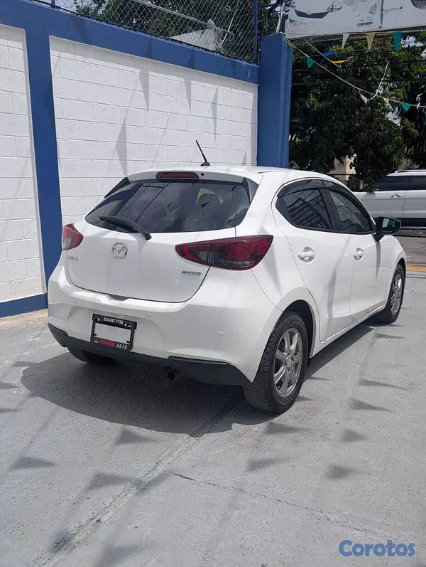 carros - MAZDA 2 2020 5