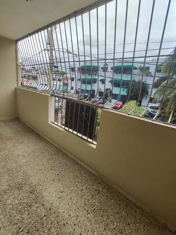 casas - Vendo casa de 2 niveles  residencial Gacela 
 5