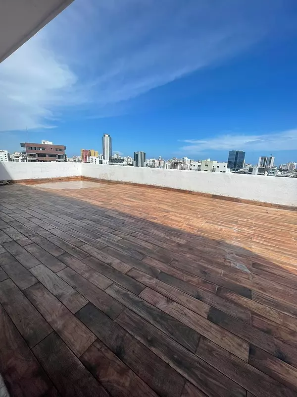 apartamentos - Se vende apartamento tipo PH en Seralles 3