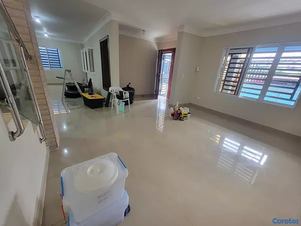 casas - venta de casa en la autopista de san Isidro prado oriental con 341mts de 4hab 3