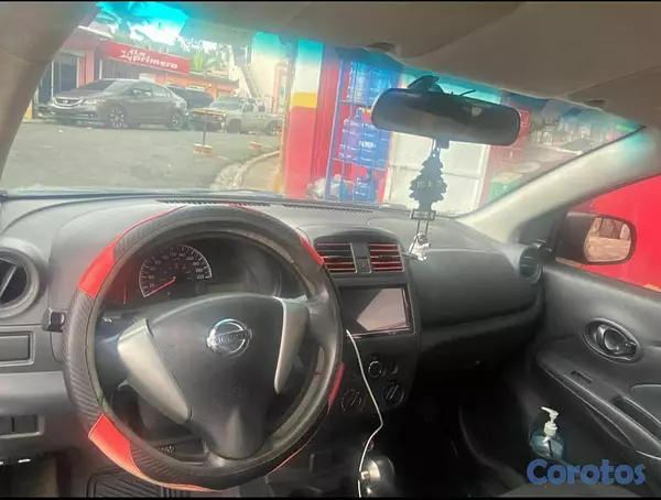 carros - Nissan Versa 2019 Automático – 123 mil km – Económ 10