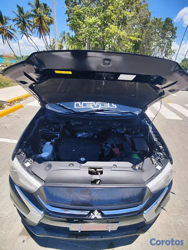 jeepetas y camionetas - Mitsubishi Outlander Sport 3