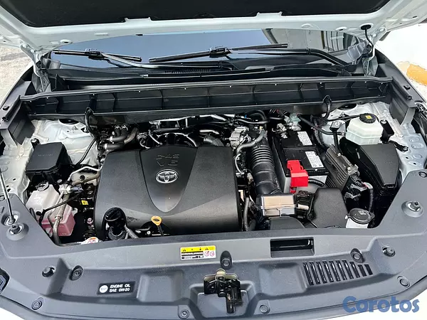 jeepetas y camionetas - Toyota highlander 2021 XLE  4