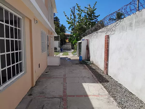 casas vacacionales y villas - 🇩🇴 Villa en Ventas!!!
 Guayacanes, Juan Dolió, Sto.Dgo., Rep.Dom.
.UDS550,000 5