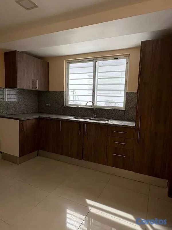 apartamentos - Elegante Apartamento en Alquiler en Urbanización Real.
 5