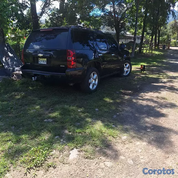 jeepetas y camionetas - CHEVROLET TAHOE EXCELENTES CONDICIONED 7