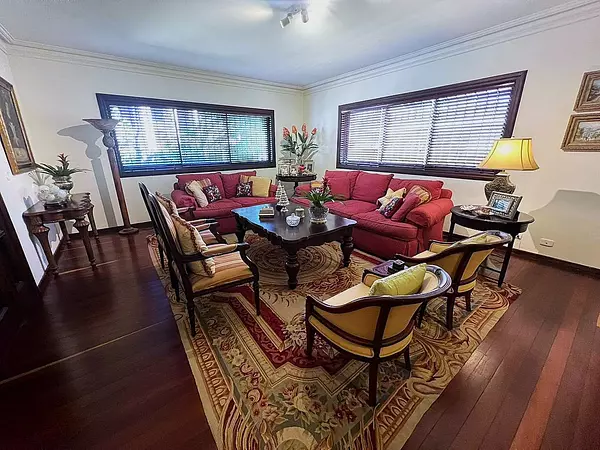 casas - Amplia casa en venta en Los Rios 7