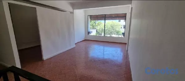 oficinas y locales comerciales - se alquila local  2
