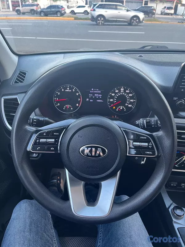 jeepetas y camionetas - Kia Seltos LX AWD 2021 10