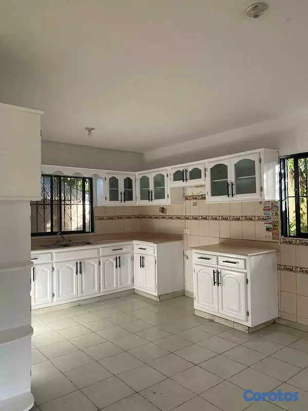 casas - Casa en el Residencial Antares cerca del acuario y 2