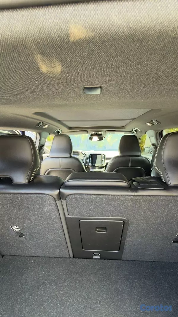 jeepetas y camionetas - VOLVO XC40 2020 3