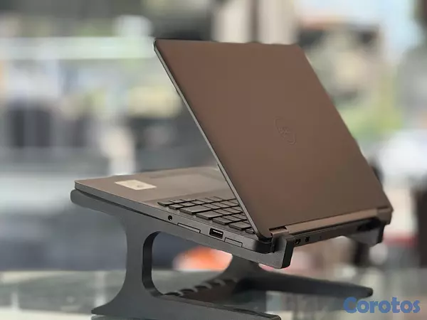 computadoras y laptops - Laptop dell latitude E7270 i5 6ta gen 8Gb ram 128  3
