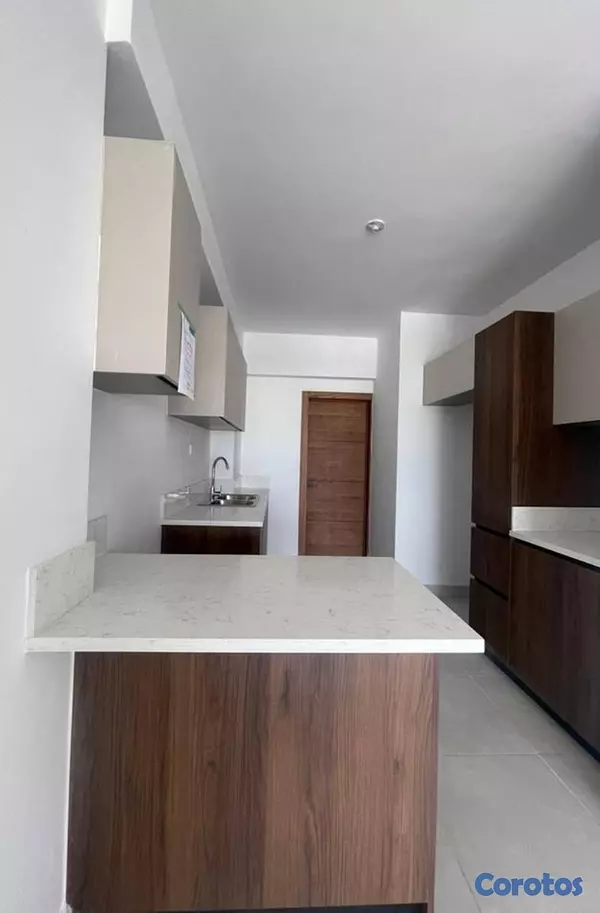 apartamentos - ALQUILO APARTAMENTO DE 3 HABITACIONES EN EL MILLON CON VISTA LIMPIA 4