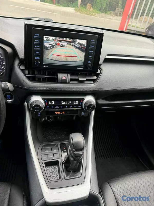 jeepetas y camionetas - Toyota rav4 2020 xle 8