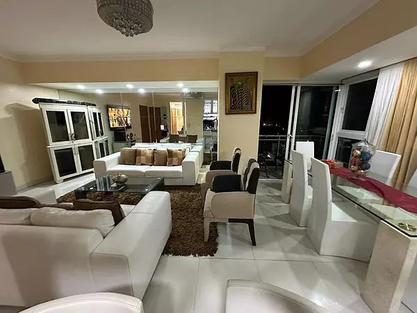 apartamentos - Bella Vista/ Venta  Apartamento/ Piso 7  Clásico  5