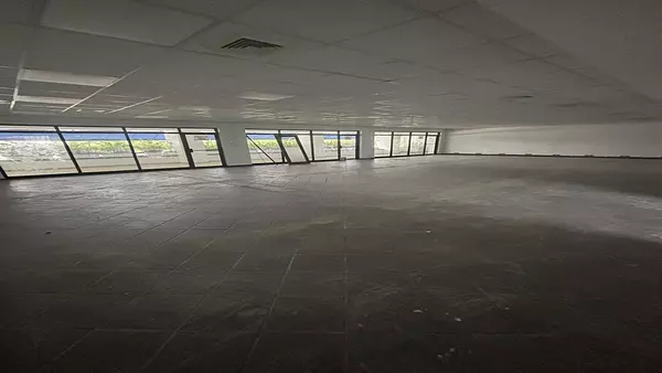 oficinas y locales comerciales - Alquiler Local Comercial Naco 2do piso 228Mts 4
