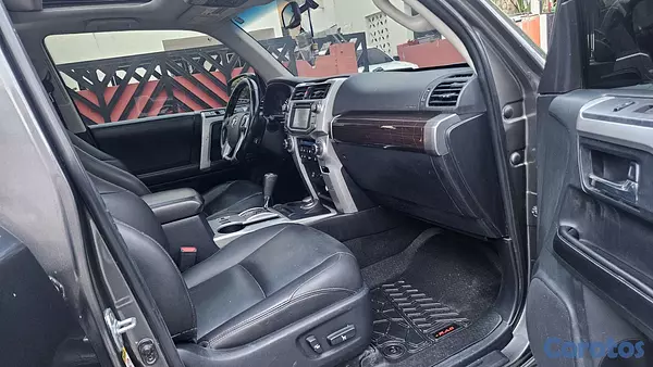 jeepetas y camionetas - Toyota 4runner límited 2016 9