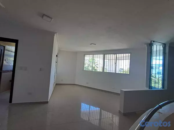 casas - Casa amplia y hermosa en alquiler, Villa María, Sa 12