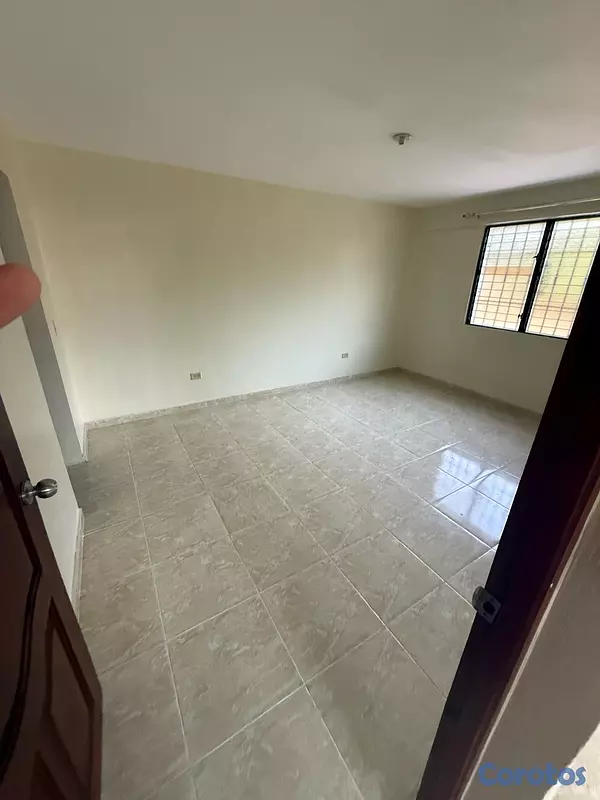 apartamentos - se Alquila RD22,000 avenida independencia.  6