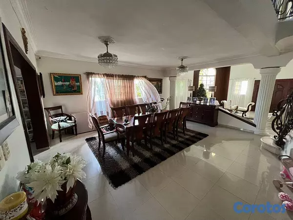 casas - Venta de Casa en Altos Arroyo Hondo III 5