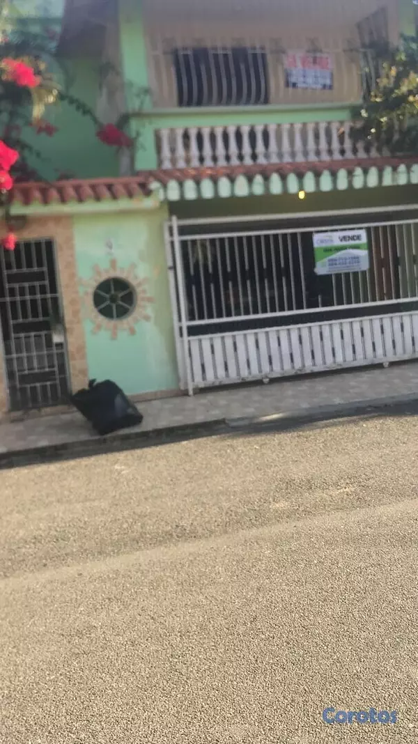 casas - vendo 
casa  Santo Domingo este 
Prado oriental 9