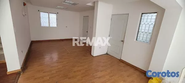 oficinas y locales comerciales - Local comercial de 300mt2 en alquiler en Renacimie 5