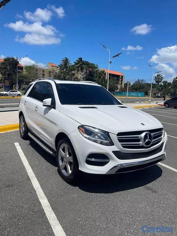 jeepetas y camionetas - Mercedes Benz GLE 2016 1